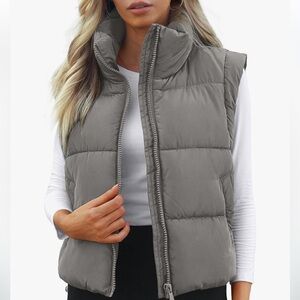 Polu Cropped Puffer Vest 🩶
